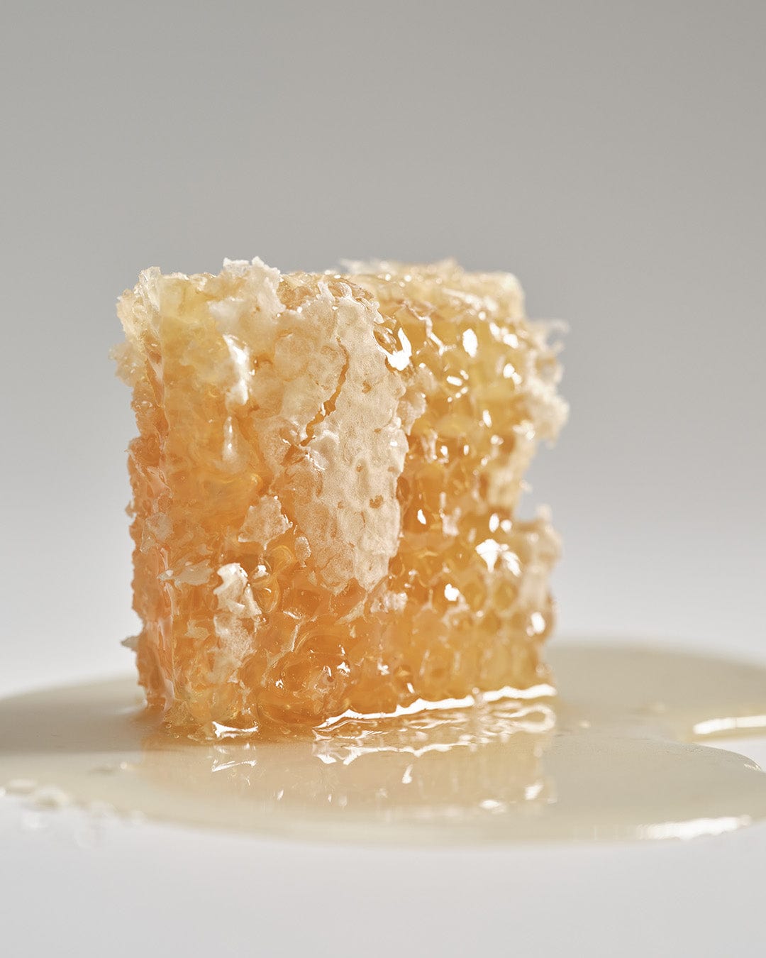 7 Reasons Why Honey is a Must in Your Skincare Routine