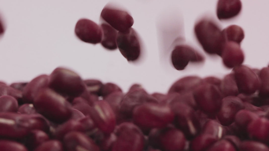 Pore Firming Serum - video background
